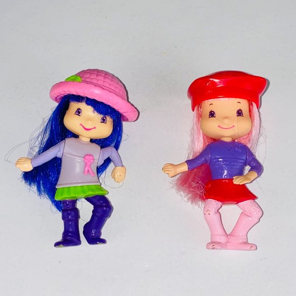 Strawberry Shortcake Lot of 2 Toy Figures TCFC McDonalds 3.5 inch Pretend Play - Picture 2 of 3